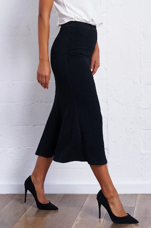 Women's Mesh SkirtsPebble Crepe Flared Skirt