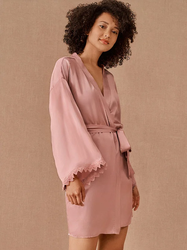 women's pajamas with a touch of whimsical funRobe de Chambre Manches Amples en Satin pour Femme "Kimono Rose"