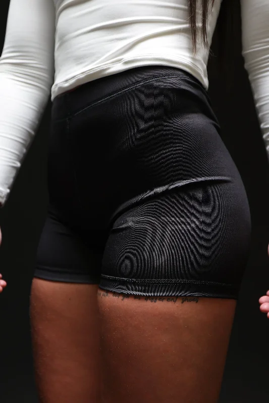 Blackout Essential Women’s Compression Short