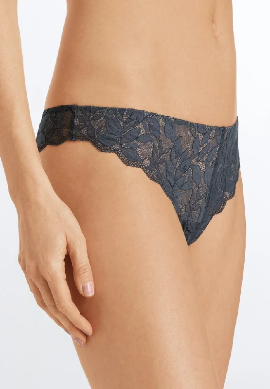 stretchable satin hipster panties with a lace trim for a luxurious feelLille Thong