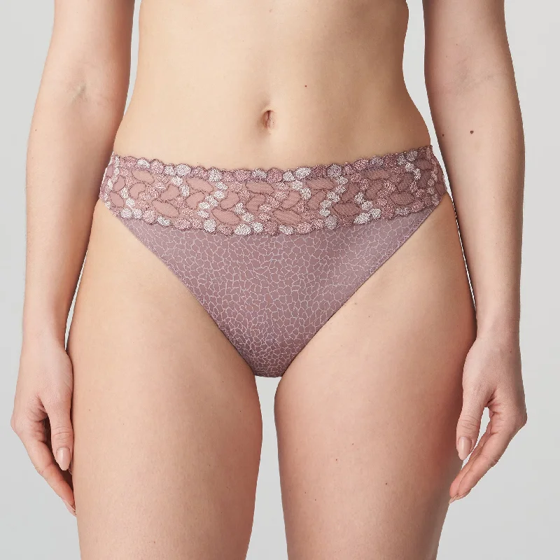 plus-size seamless panties with a full-coverage design and tummy controlPrima Donna Rio Briefs-Hyde Park-Taupe(Sabia)