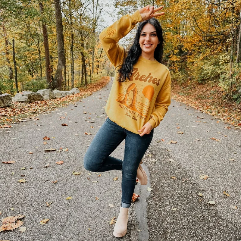 Women's Hooded Sweatshirts with Geometric LiningArches National Park Sweatshirt