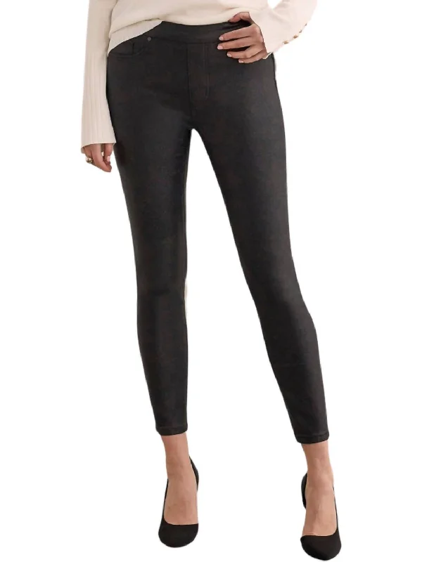 Women's Jodhpurs with Mid-LengthAudrey Glitz Pants In Black