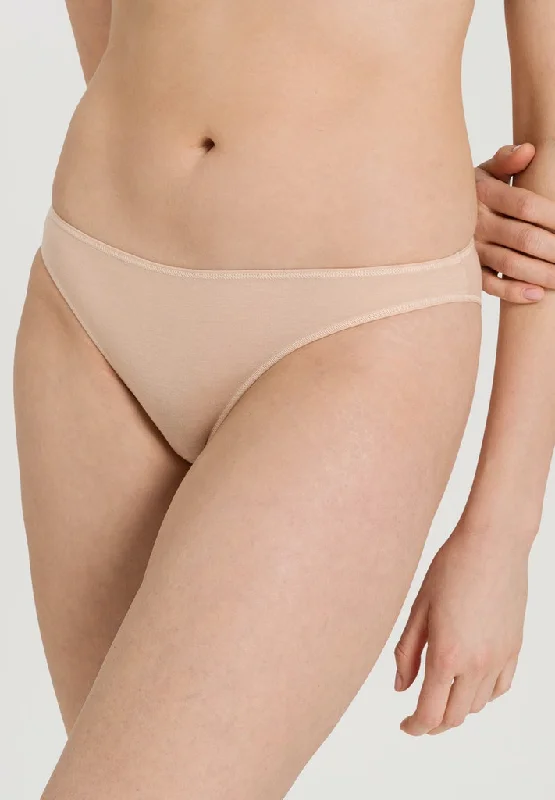 stretchable satin hipster panties with a lace trim and sheer overlay for a luxurious and seductive appealBeige Ultralight Mini Briefs