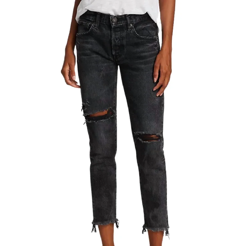 Women's Jodhpurs with Long LengthBettie Distressed Tapered Jeans In Black