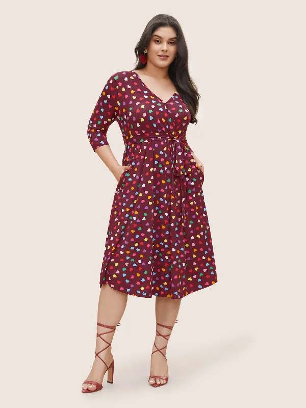 Women's Boat Collar DressesColored Heart Print Belted Overlap Collar Dress