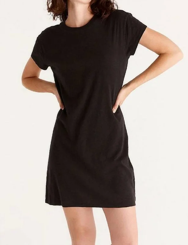 Women's Blouse with Boat CollarModern Crew Slub Tee Dress In Black