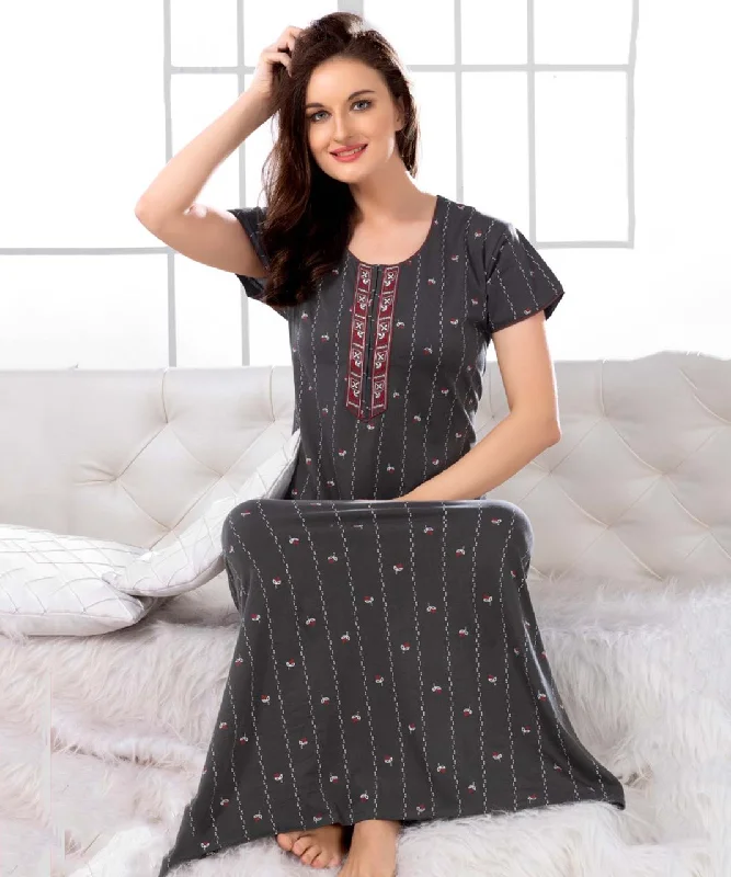 women's pajamas with a stylish cutGreen Printed Cotton Maxi Night Wear for Women